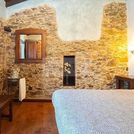 La Casona Del Cura Ii * Pravia