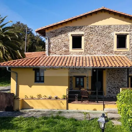 La Casona Del Cura Ii Vakantiehuis Pravia